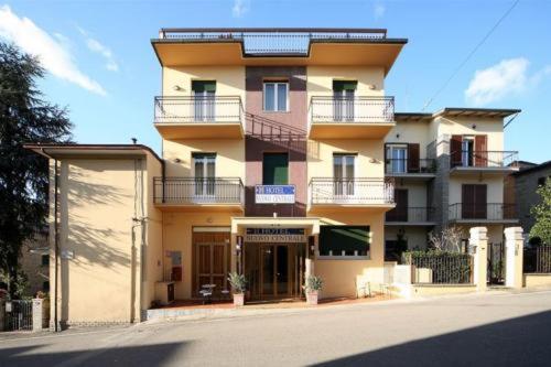 Il Centrale Cortona Ngoại thất bức ảnh