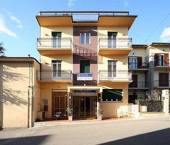 Il Centrale Cortona Ngoại thất bức ảnh